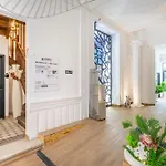 Adira Marseille Montgrand 2 Etoiles
