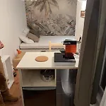 Tiny House Au Fond Du Jardin En Plein Centre Ville