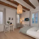 Design Suite Vieux Port Appartement Tout Equipe Climatise