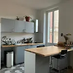 Hyper Center Apartment - Bright And Quiet
