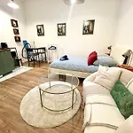 Jolie Studio Au Coeur Du Panier