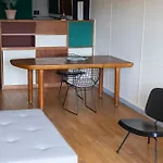 Le Corbusier Type B