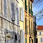 La Cachette Du Panier A Marseille