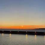 Sea View - Netflix - Velodrome