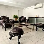 Casa Terra Rossa Le Confort Creatif Au Coeur De Marseille