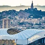 Charmant Appartement Moderne Avec Place De Parking Privative
