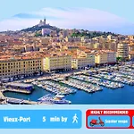 Appartement Avec Balcon - Hyper Central & Lumineux - Les Freres De La Loc\'