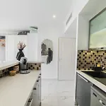 Appartement Luxueux A La Joliette Avec Vue Mer