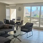 Palais Omnisports, Appart 4 Personnes Lumineux Avec Terrasse