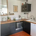 Appartement Charmant Avec Balcon Vue Mer !