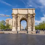 Le Palais Longchamp, Appart Lumineux Emplacement Ideal