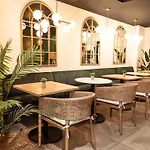 Hotel Le M
