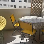 Chez Catherine Tres Beau Logement Tout Equipe Et Proche Des Transports