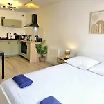 Cosy Apartments - Marseille Estiennes D\'Orves - Hyper Central Students Apartment Close To Metro And Vieux-Port