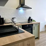Cosy Apartments - Marseille Estiennes D\'Orves - Hyper Central Students Apartment Close To Metro And Vieux-Port