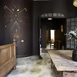 Une Nuit Dans L\'Arriere Boutique