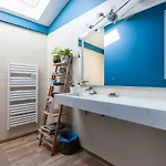 Alpinias Bed And Breakfast