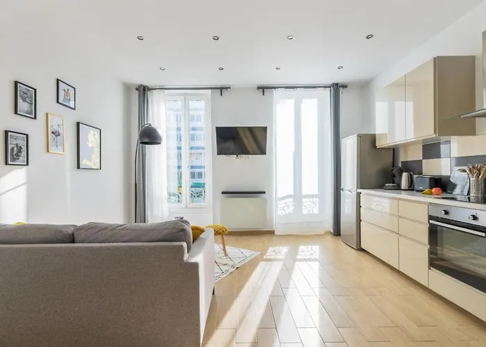 Bright And Modern 2-Br Close To The Panier And Marseilles Docks - Welkeys