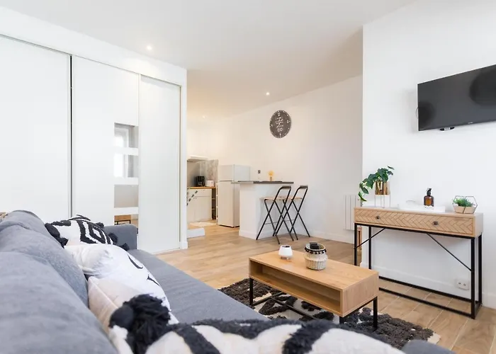 Studio ** Bompard ** Plage ** Vieux Port