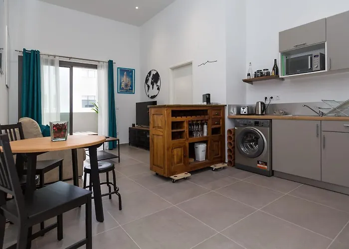 Le Mazenod - Appartement Avec Balcon A La Joliette