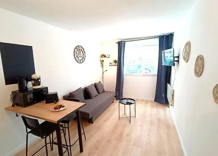 Appartement Tout Equipe Wifi A 6 Min St Charles