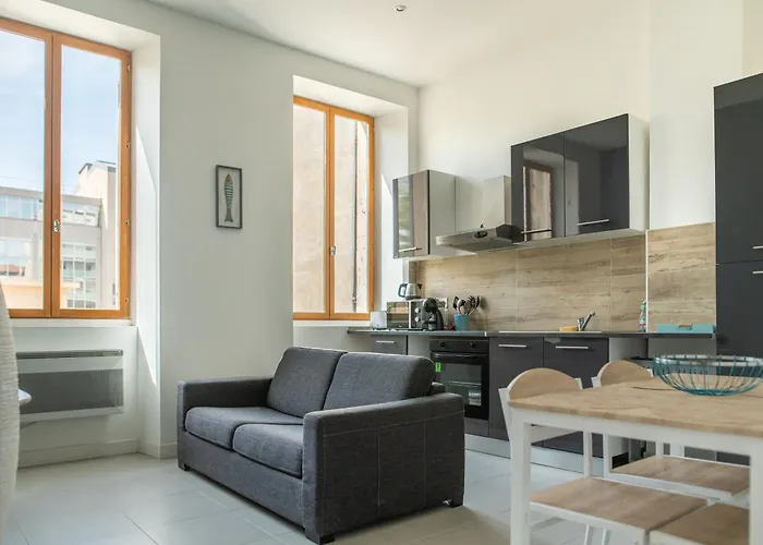 Le Bleu Eveche Climatisee