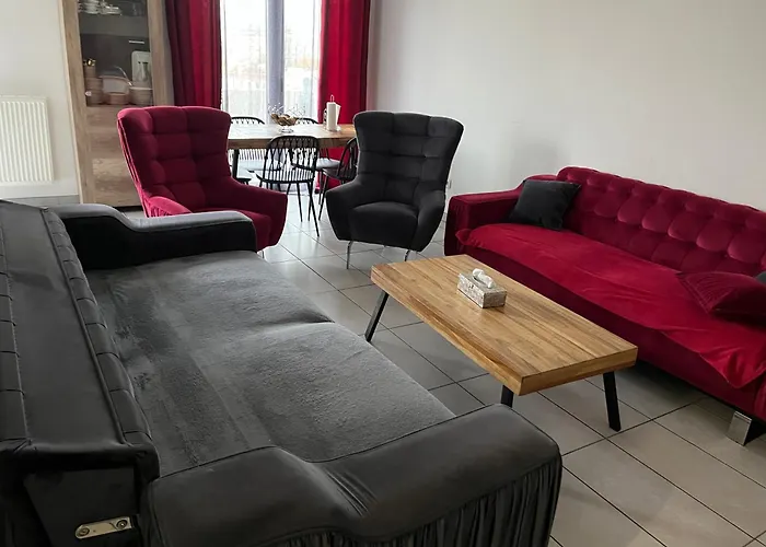 Joliette , 4 Chambres, Wifi