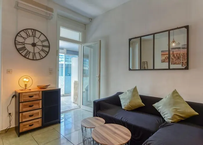 Grand Appartement 5 Chambres Avec Jacuzzi Exterieur Privee