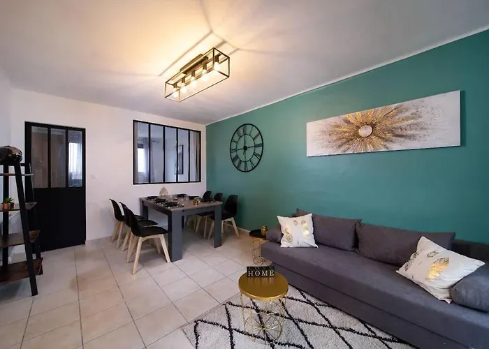 Appartement 3 Chambres Avec Terrasse Et Parking