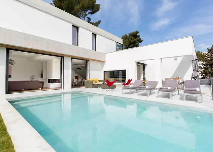 Magnifique Villa D\'Architecte & Piscine A Debordement