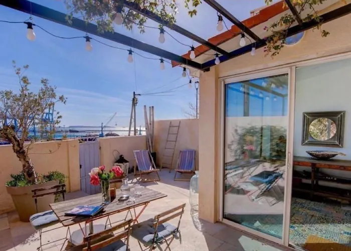 Maison Vue Mer, Marseille.