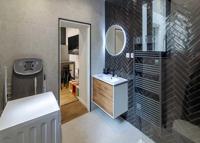 Cosy Apartment With Terrace -1Br 4P- Marseille