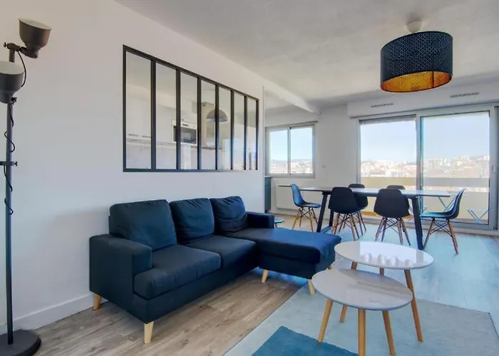 Appartement 4 Chambres 8 Personnes St Charles