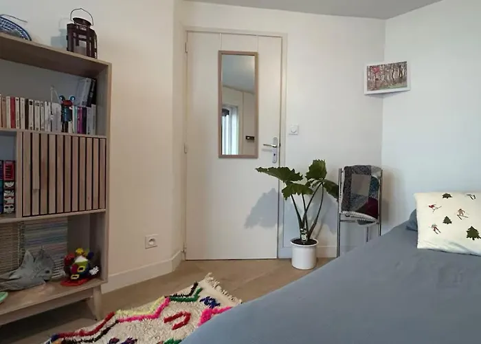 Nid Douillet Au Coeur Du Village