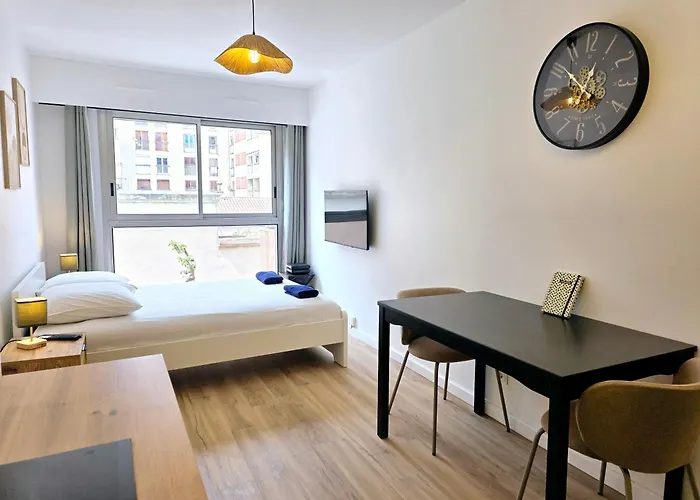 Cosy Apartments - Marseille Estiennes D\'Orves - Hyper Central Students Apartment Close To Metro And Vieux-Port