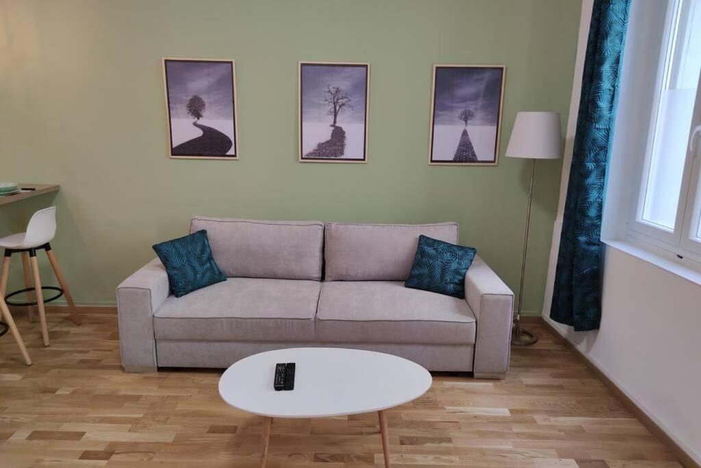 Joli T2 Proche Vieux-port, Terrasses Du Port Et Metro Joliette Apartment *