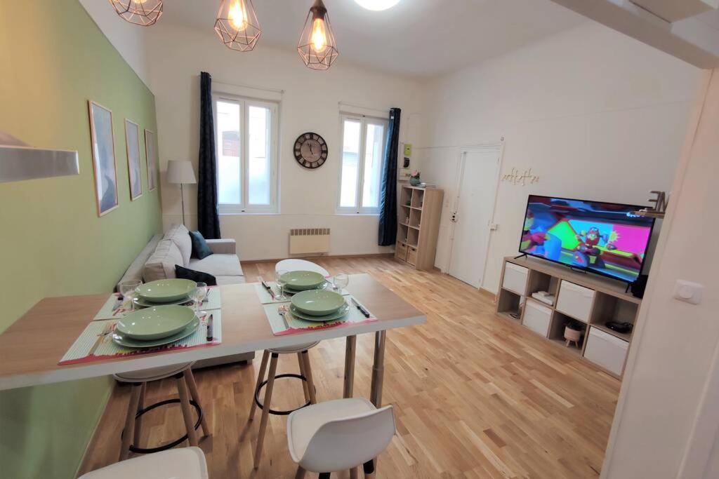 Joli T2 Proche Vieux-port, Terrasses Du Port Et Metro Joliette Apartamento Marsella