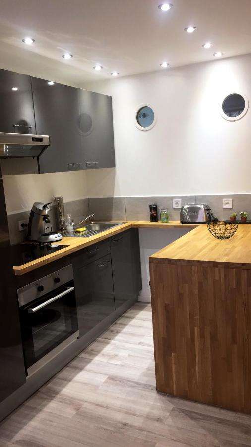 Apartment Chaleureux Au Coeur Du Panier Marseilles