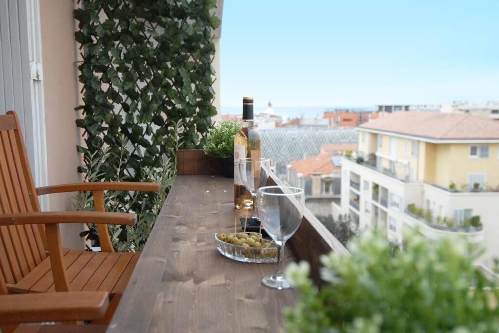 Apartment Le Grand Joliette - Experienceimmo