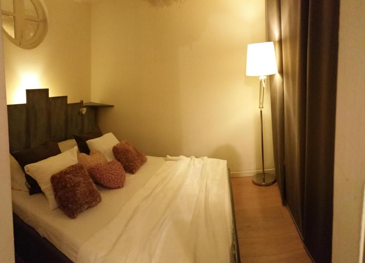 Sur Le Vieux Port Apartment