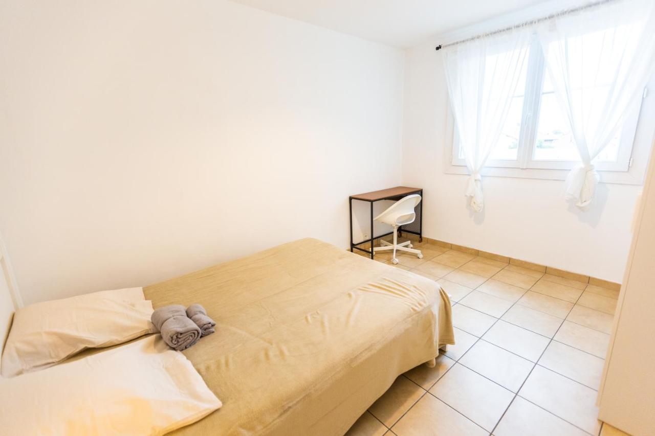 Superbe T4 Renove Spacieux Avec Stationnement Libre Et Gratuit * Marseille
