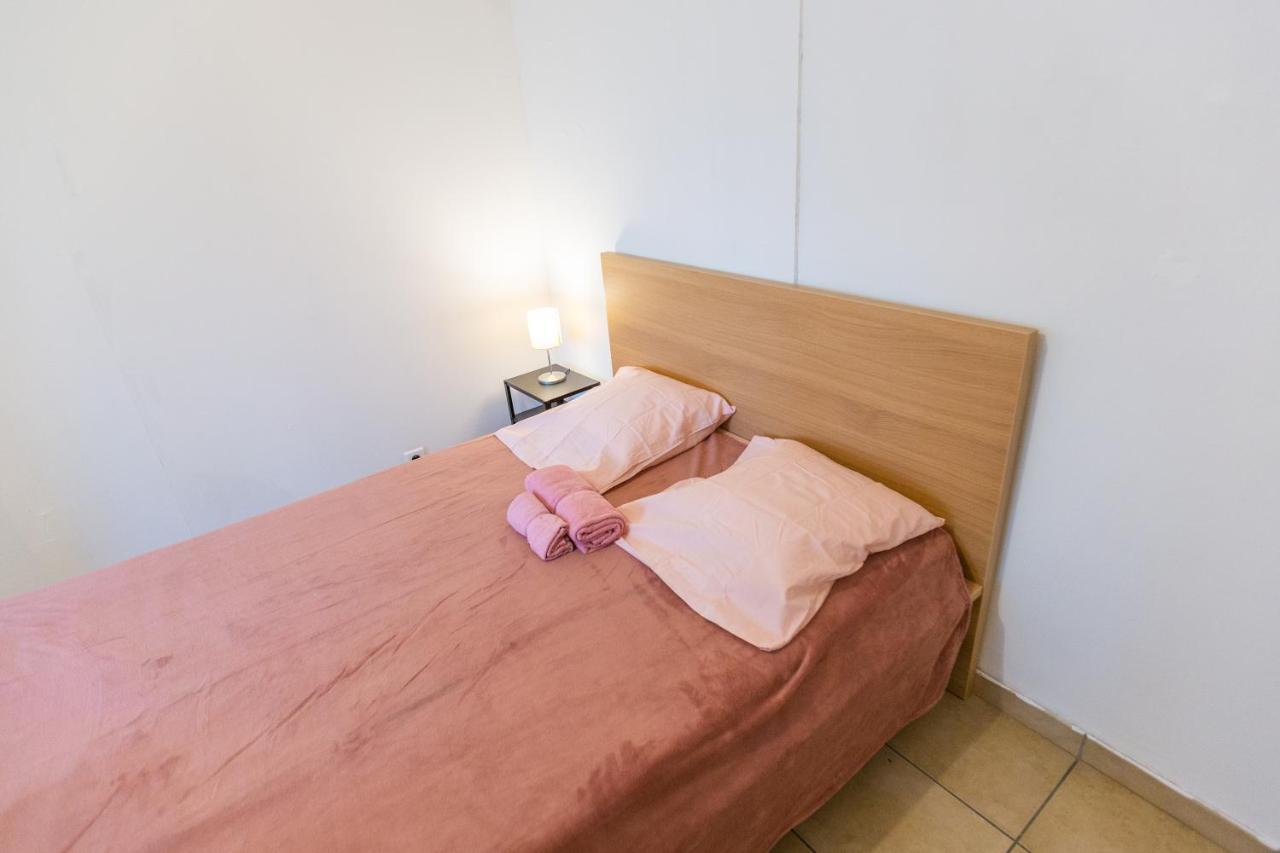 Apartment Superbe T4 Renove Spacieux Avec Stationnement Libre Et Gratuit Marseille