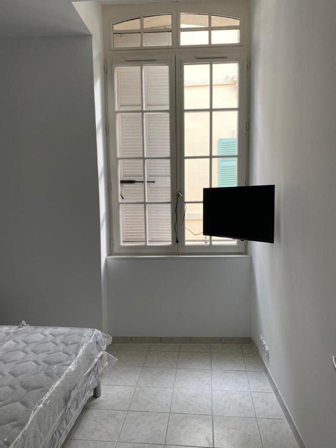 Five Stars C6 Marselha