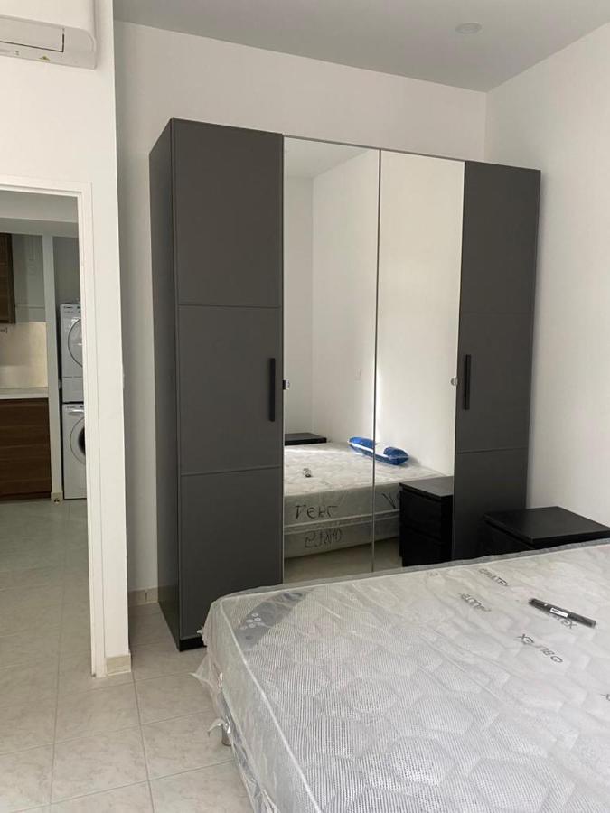 Five Stars C6 Aparthotel