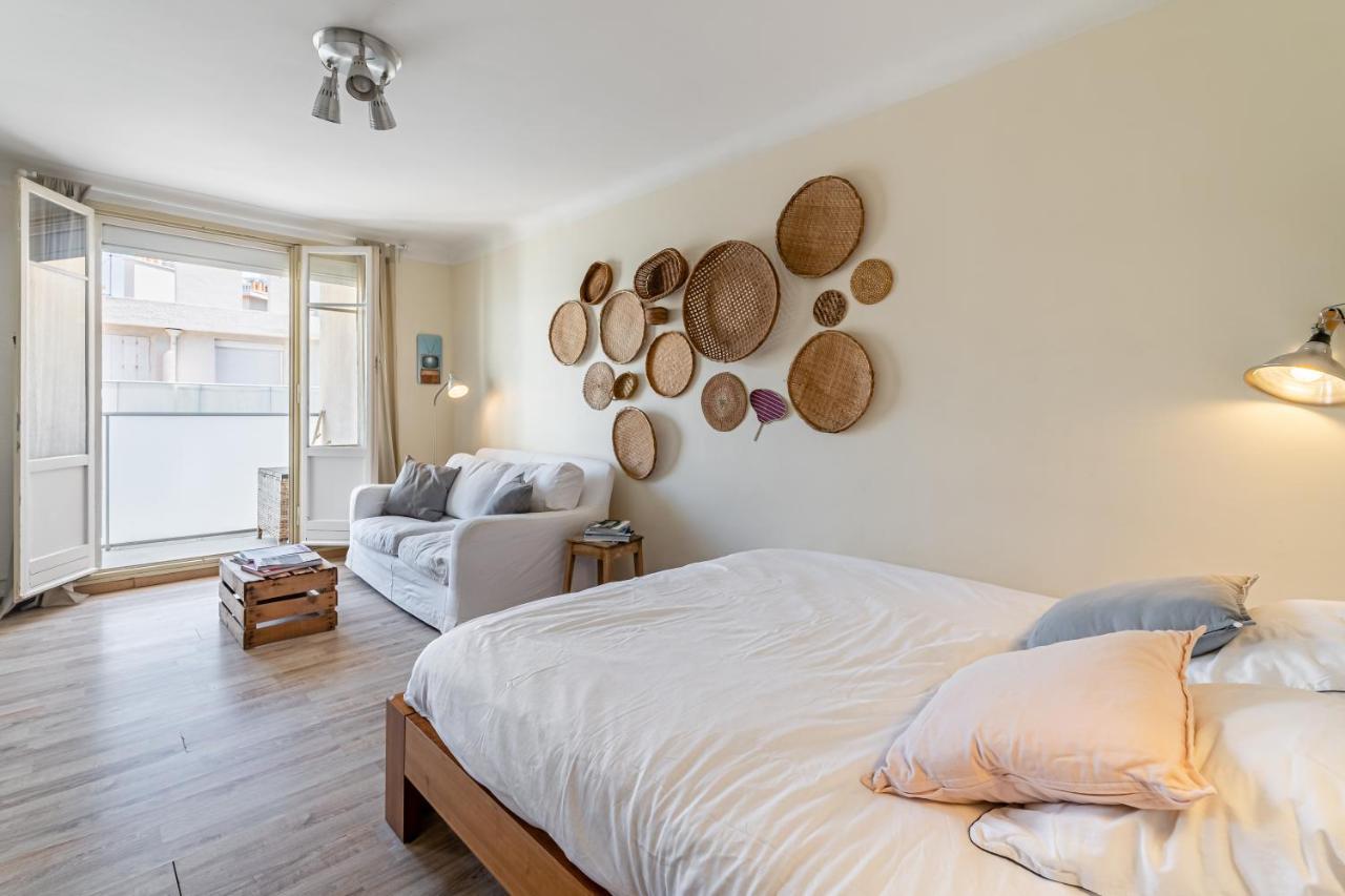 Avec Balcon, A 50m, Proche Vieux Port Apartment