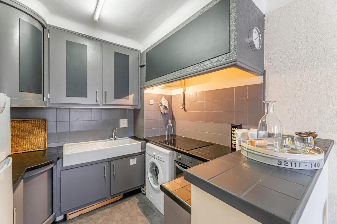 Apartment Avec Balcon, A 50m, Proche Vieux Port