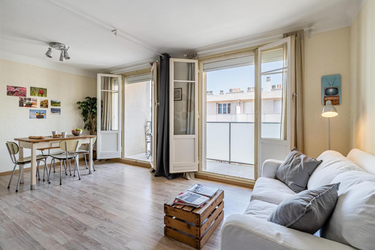 Avec Balcon, A 50m, Proche Vieux Port *