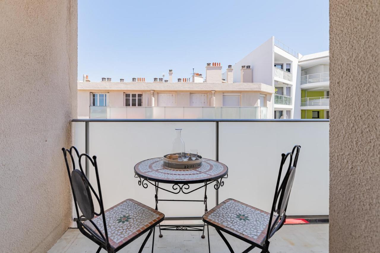 Avec Balcon, A 50m, Proche Vieux Port Marseille