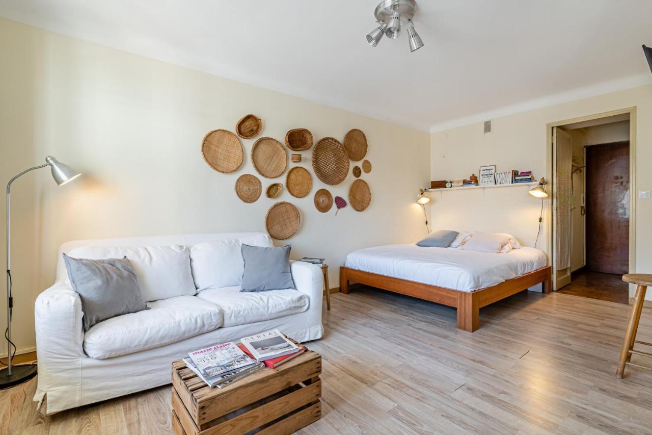 Apartment Avec Balcon, A 50m, Proche Vieux Port *