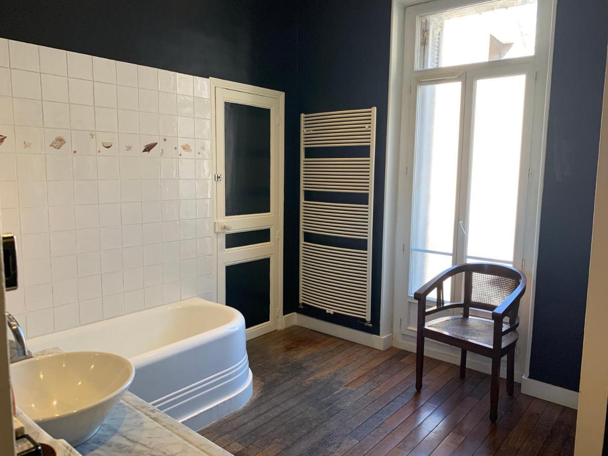 Le Transvaal-maison D'hotes Bed & Breakfast Marseille